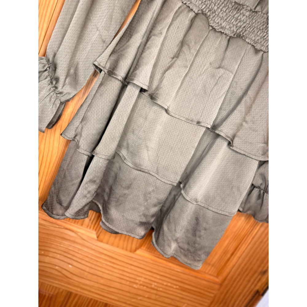 Alter’d State Sage Green Tiered Mini Dress Smocked Waist Long Sleeve Size M - Picture 7 of 8